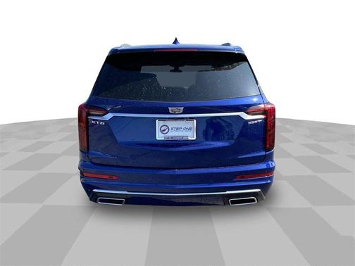 2024 Cadillac XT6 Luxury FWD