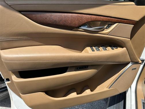 2017 Cadillac Escalade ESV Platinum