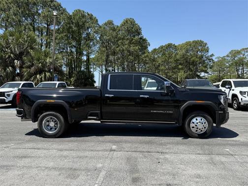 2024 GMC Sierra 3500 Denali Ultimate