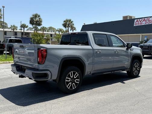 2024 GMC Sierra 1500 AT4