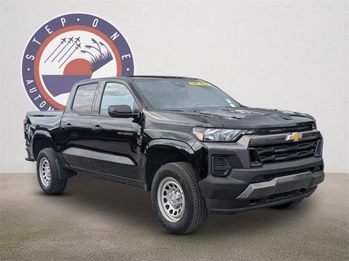 2024 Chevrolet Colorado WT