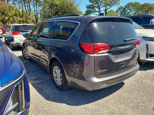 2020 Chrysler Voyager LXI