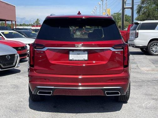2025 Cadillac XT6 Premium Luxury FWD