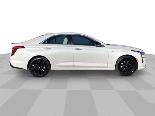 2025 Cadillac CT4 Luxury