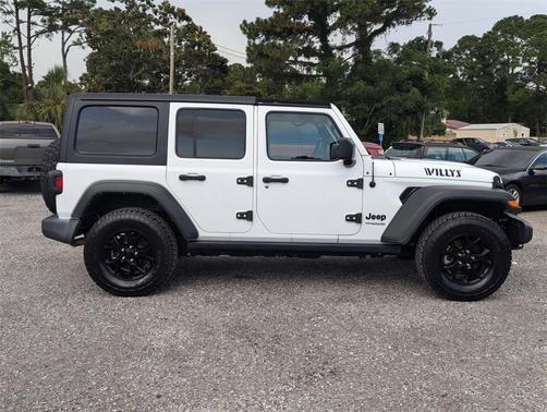 2022 Jeep Wrangler Unlimited Sport