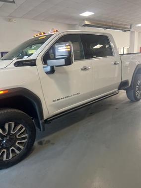 2024 GMC Sierra 2500 Denali Ultimate