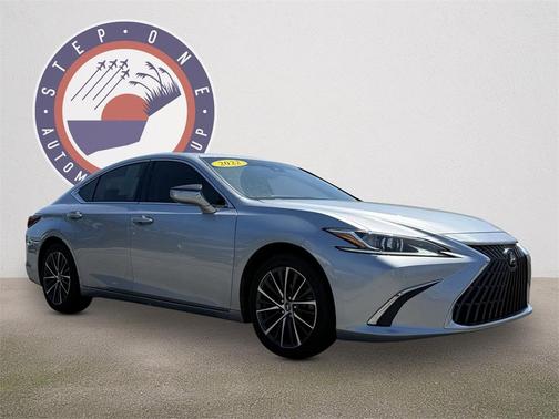 2022 Lexus ES 350 Base