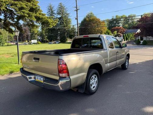 2005 Toyota Tacoma Base