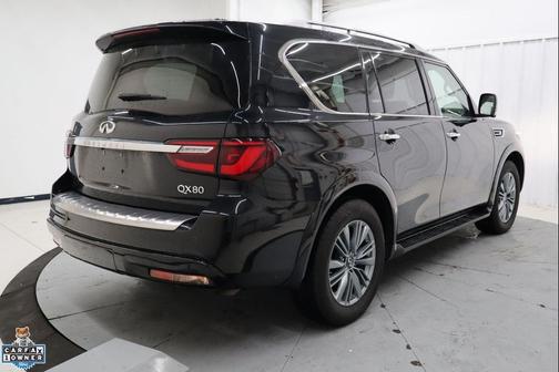 2023 INFINITI QX80 Luxe