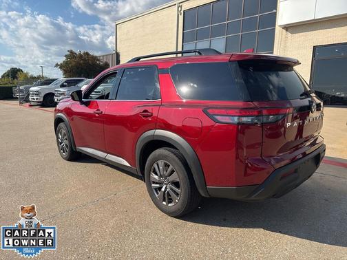 2024 Nissan Pathfinder SV FWD