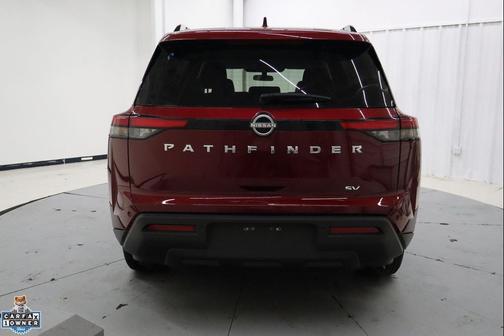 2024 Nissan Pathfinder SV FWD