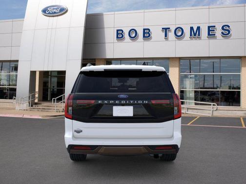 STAR WHITE MET TRI-COAT 2026 Ford Expedition King Ranch
