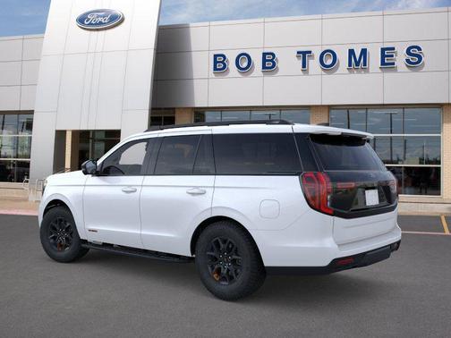 STAR WHITE MET TRI-COAT 2026 Ford Expedition Tremor