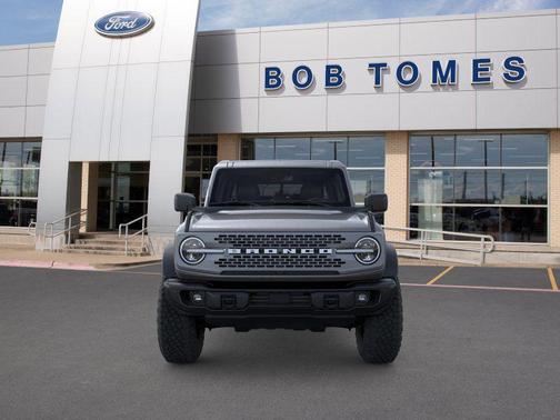 CARBONIZED GRAY METALLIC 2026 Ford Bronco Badlands