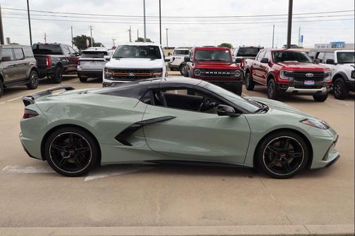 Cacti Green 2024 Chevrolet Corvette Stingray w/3LT