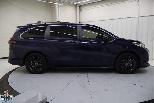 2023 Toyota Sienna XSE 7 Passenger