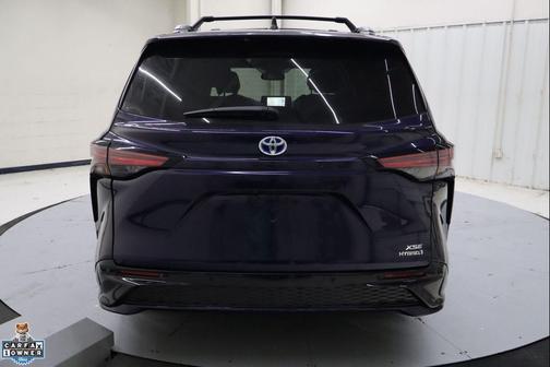 2023 Toyota Sienna XSE 7 Passenger