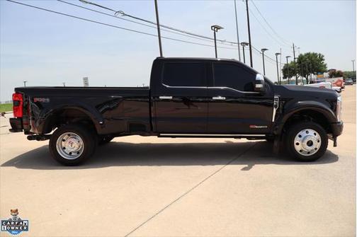 2025 Ford F-450 Platinum