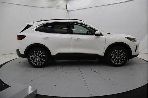 2025 Ford Escape SE
