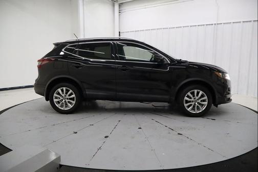 2020 Nissan Rogue Sport SV