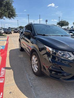2020 Nissan Rogue Sport SV