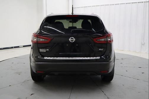 2020 Nissan Rogue Sport SV