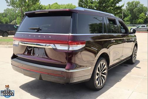 DIAMOND RED 2023 Lincoln Navigator Reserve
