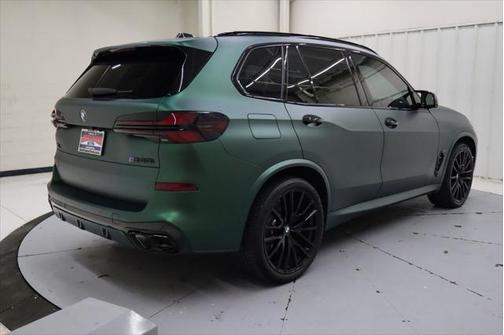 2024 BMW X5 M60i