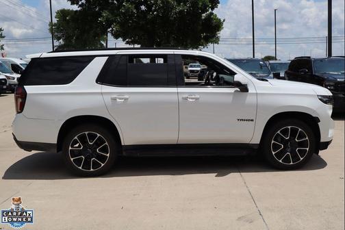 Summit White 2022 Chevrolet Tahoe 4WD RST