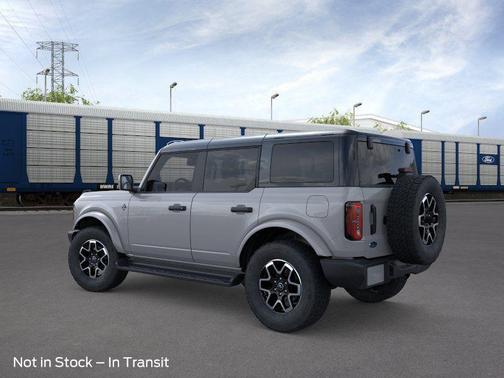 AVALANCHE GRAY 2026 Ford Bronco Outer Banks