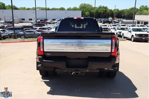 2025 Ford F-450 Platinum