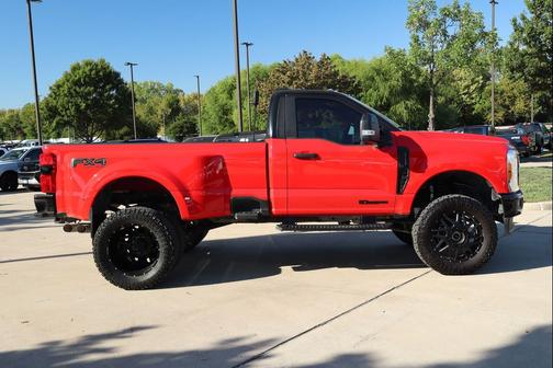 2023 Ford F-350 XLT