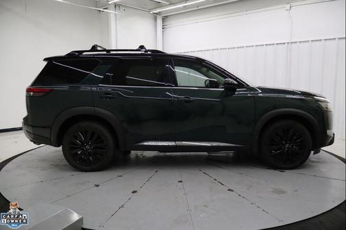 2024 Nissan Pathfinder Platinum FWD