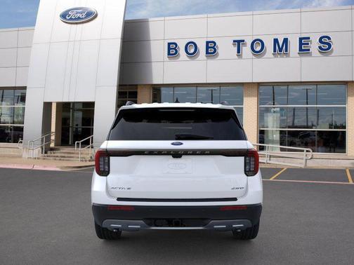 STAR WHITE MET TRI-COAT 2026 Ford Explorer Active w/200A Pkg
