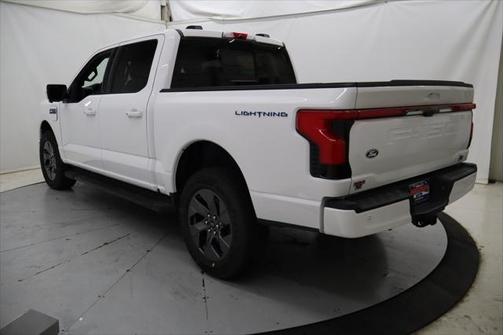 2025 Ford F-150 Lightning LARIAT