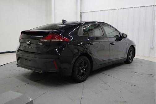 2018 Hyundai IONIQ Hybrid Blue