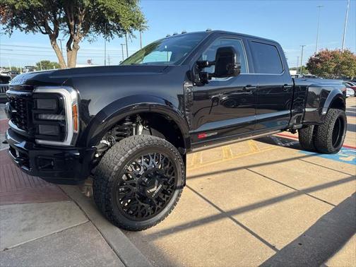 2025 Ford F-450 Platinum