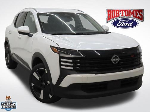 Aspen White Tricoat 2025 Nissan Kicks SR