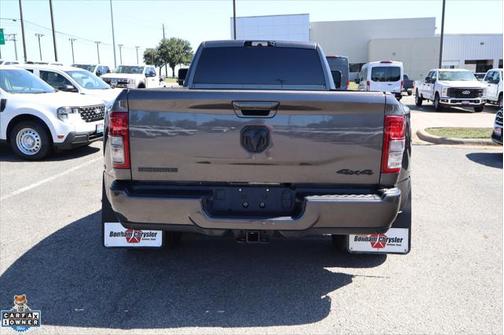 2024 RAM 3500 Big Horn Crew Cab 4x4 8' Box