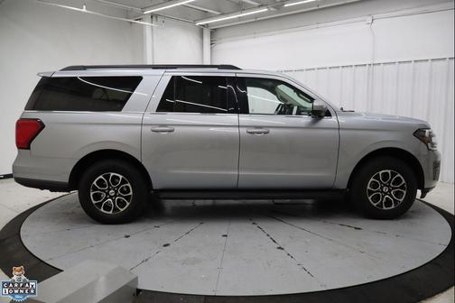ICONIC SILVER METALLIC 2024 Ford Expedition Max XLT