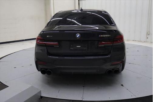 2022 BMW M550 i Xdrive