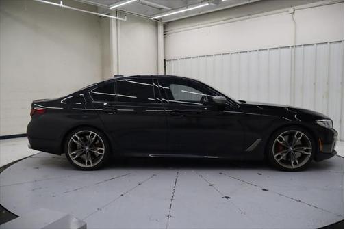 2022 BMW M550 i Xdrive