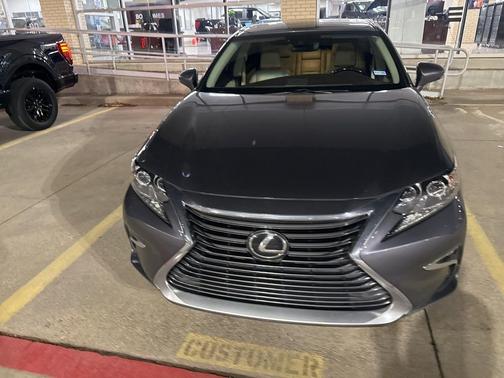2017 Lexus ES 350 Base