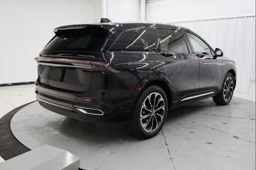 2024 Lincoln Nautilus Reserve