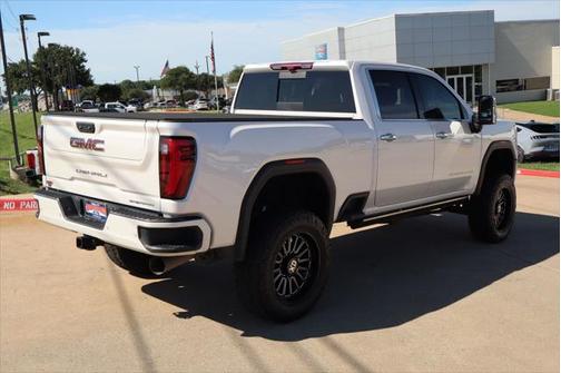 2024 GMC Sierra 2500 Denali