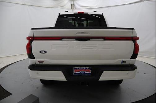 2025 Ford F-150 Lightning Platinum