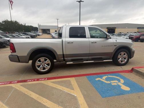 Bright Silver Metallic Clearcoat 2011 Dodge Ram 1500 SLT