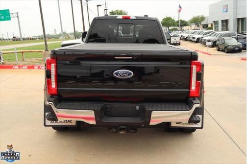2023 Ford F-450 Lariat