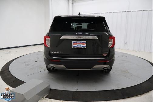 FORGED GREEN METALLIC 2023 Ford Explorer Platinum