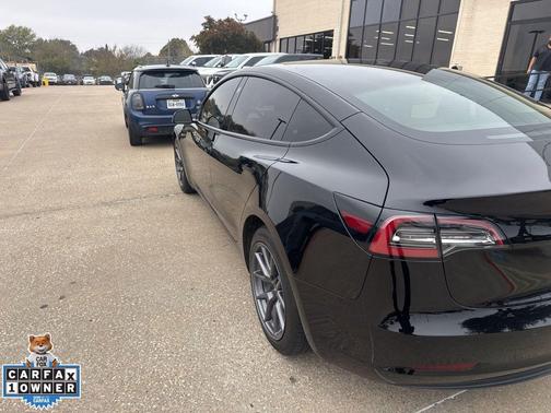 2022 Tesla Model 3 Standard Range